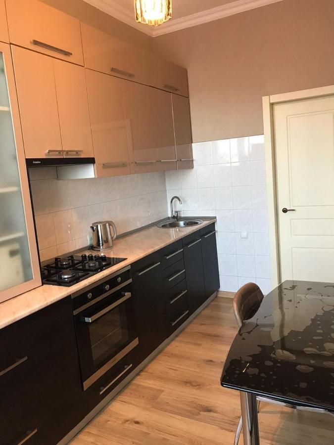 Rustaveli Apartment City Centre Тбилиси Екстериор снимка